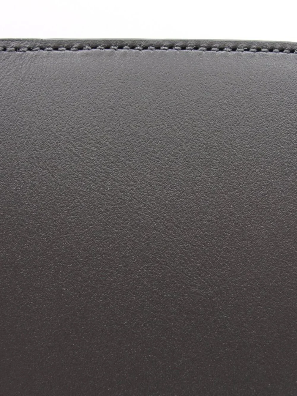Apple Leather Folio iPhone 11 Pro Black NWT Discontinued Sealed Premium Leather